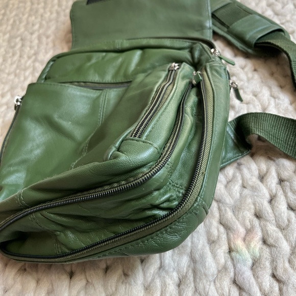 HEYS Leather Travelmate XL - Picture 7 of 16